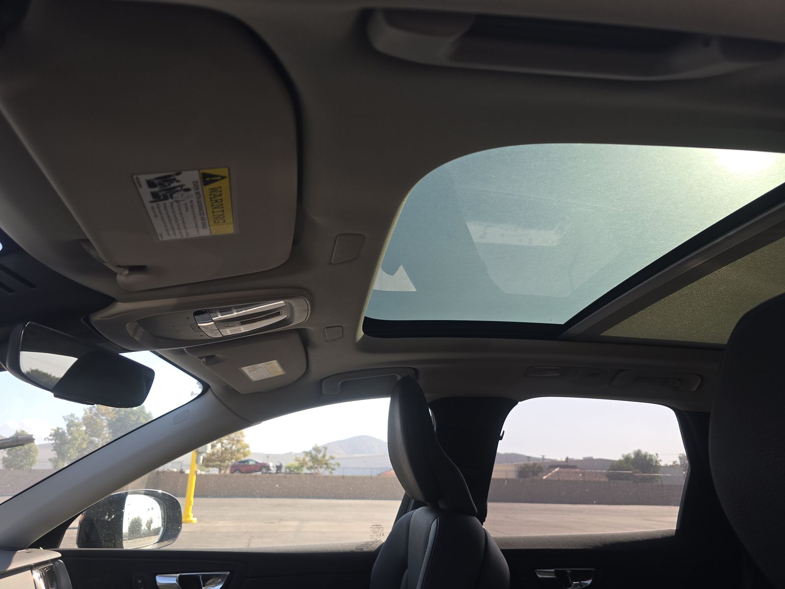 2025 Volvo XC60 B5 Plus AWD