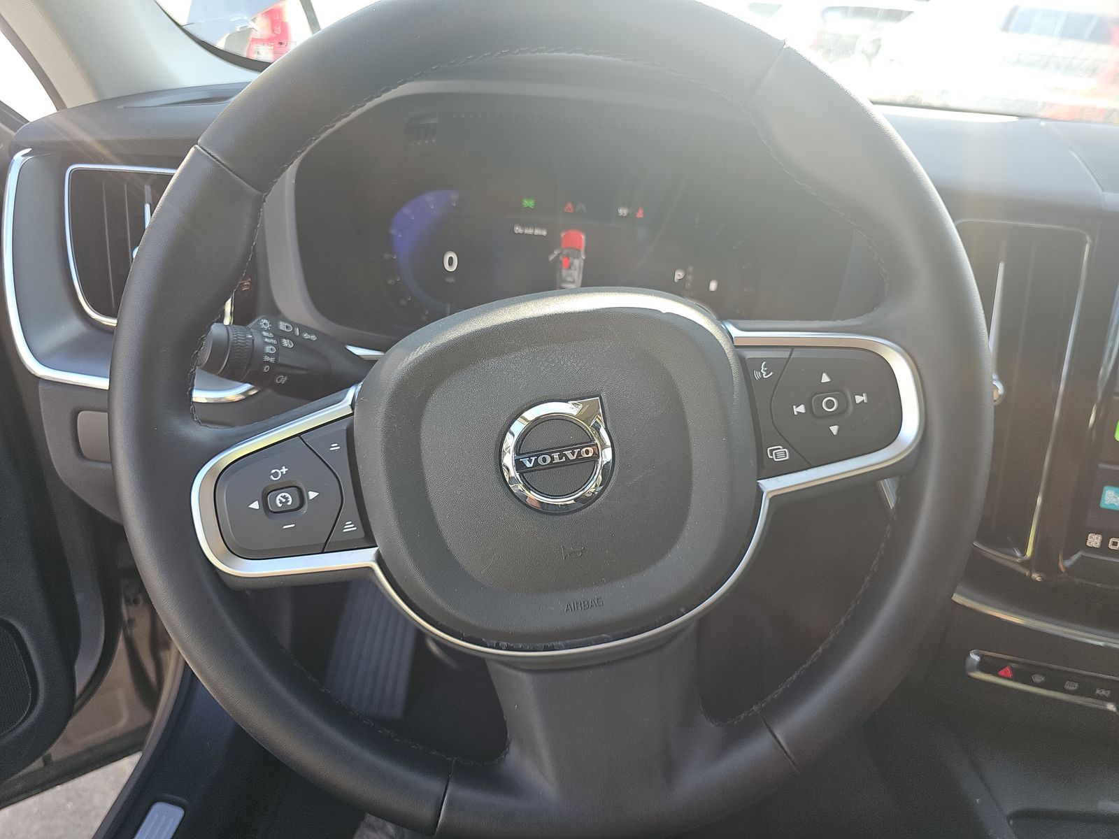 2025 Volvo XC60 B5 Core AWD