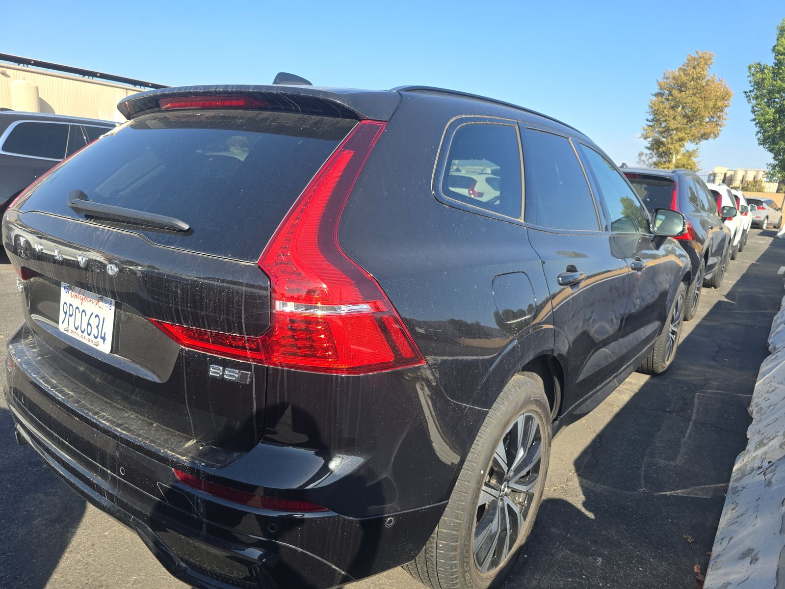 2025 Volvo XC60 B5 Plus AWD