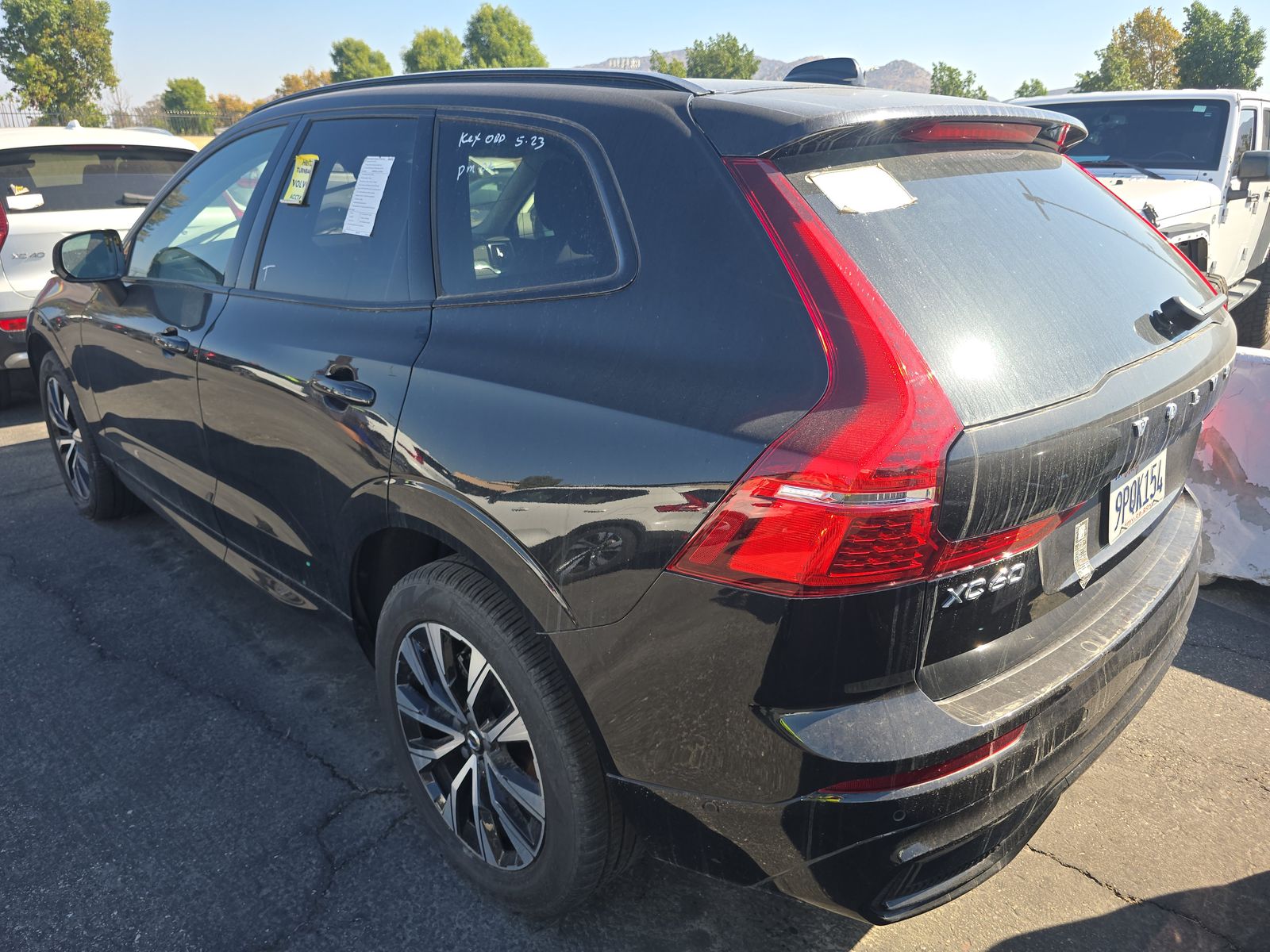 2025 Volvo XC60 B5 Plus AWD