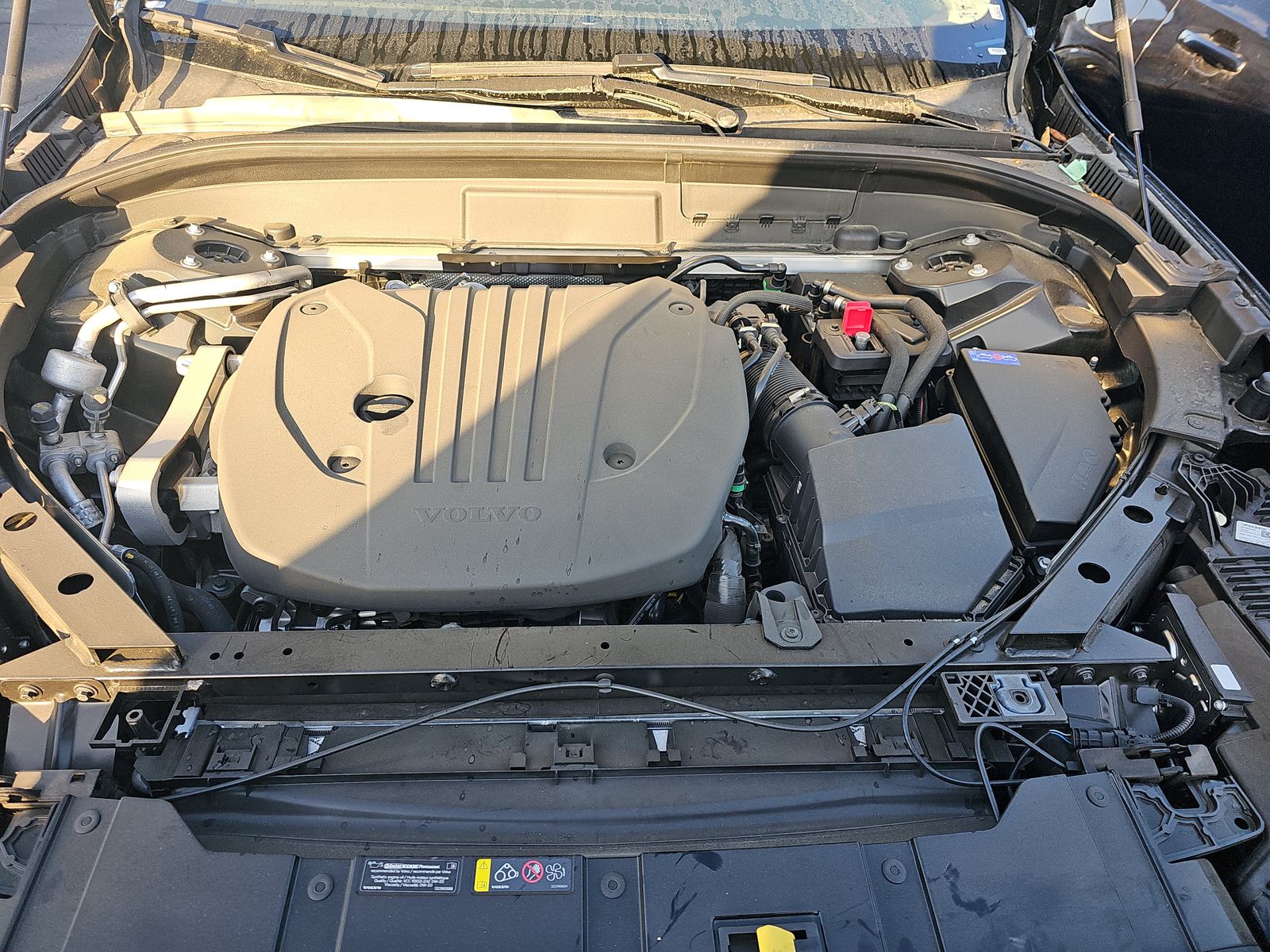 2025 Volvo XC60 B5 Plus AWD