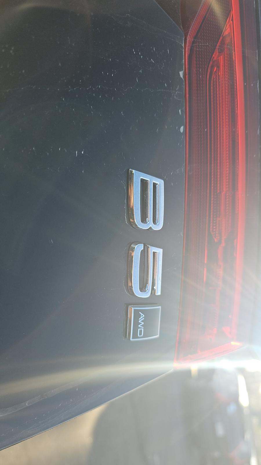 2025 Volvo XC60 B5 Plus AWD