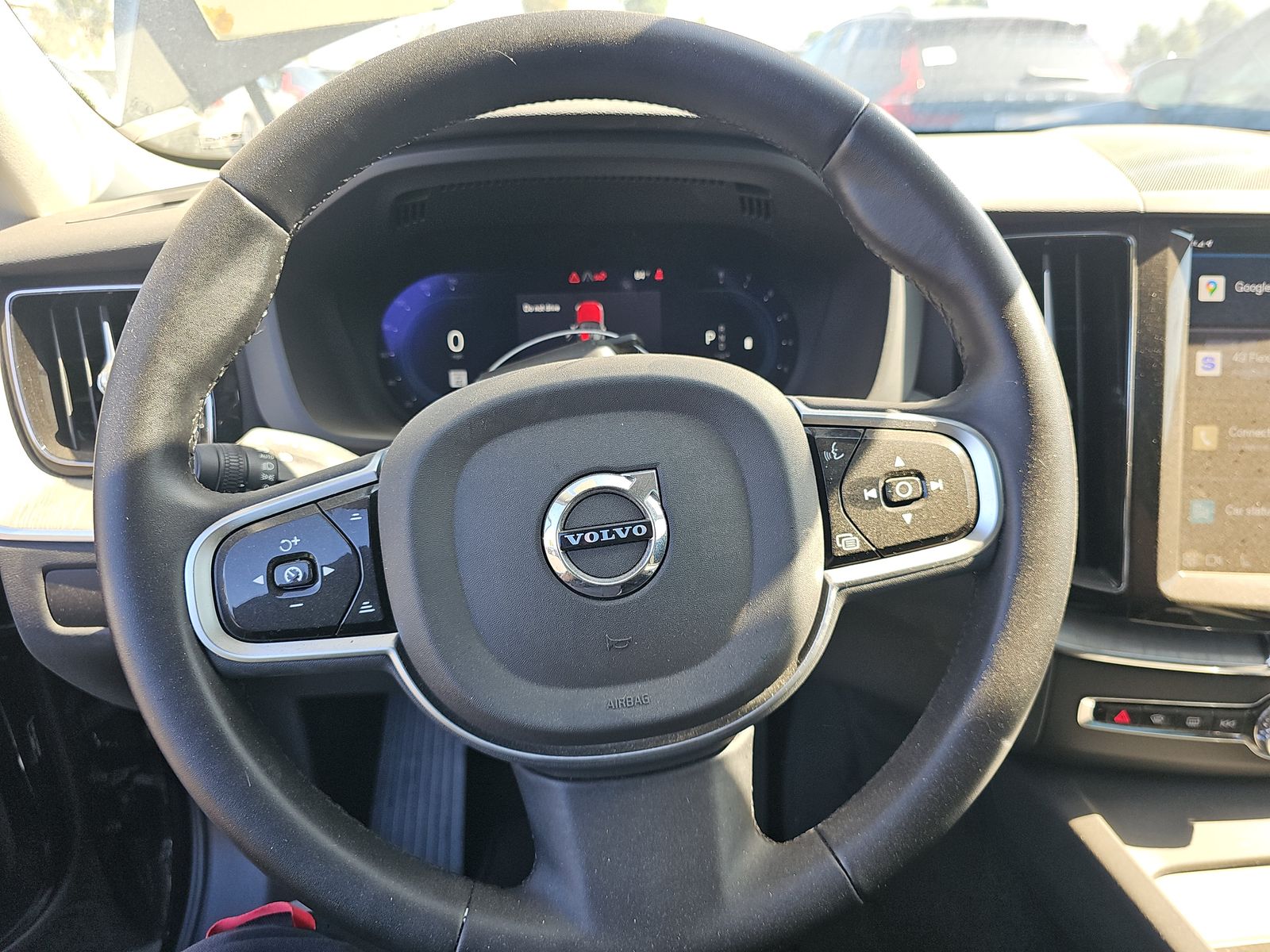 2025 Volvo XC60 B5 Plus AWD