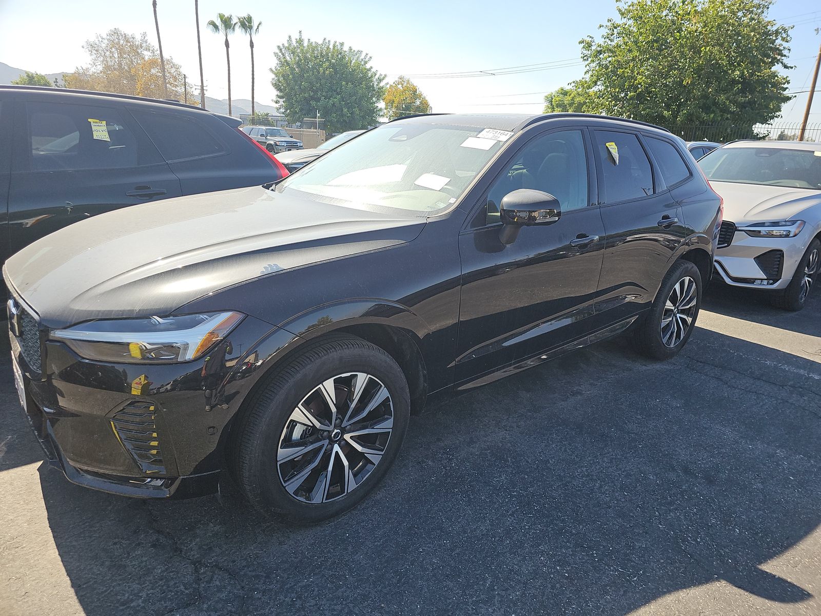 2025 Volvo XC60 B5 Plus AWD