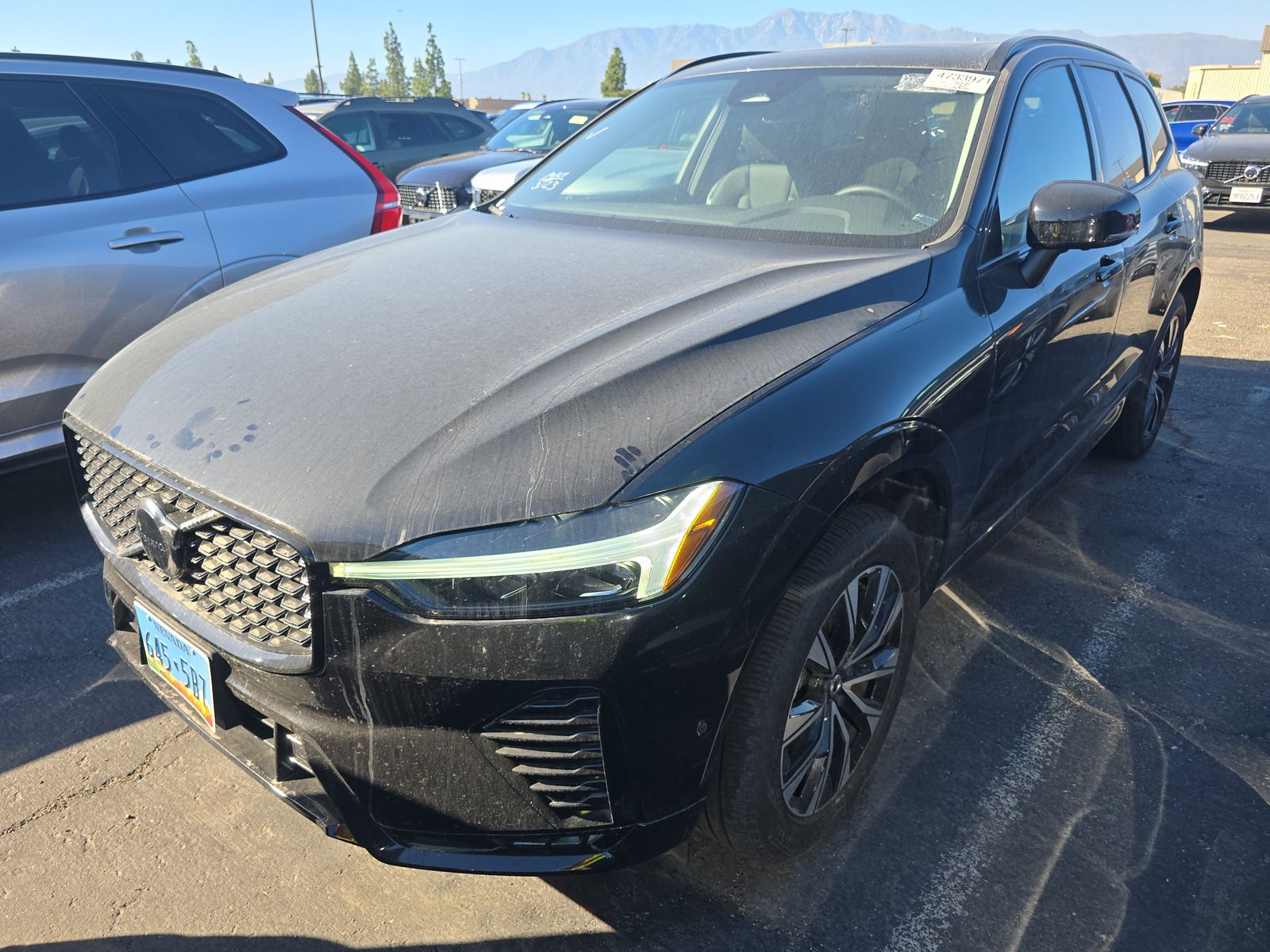 2025 Volvo XC60 B5 Plus AWD