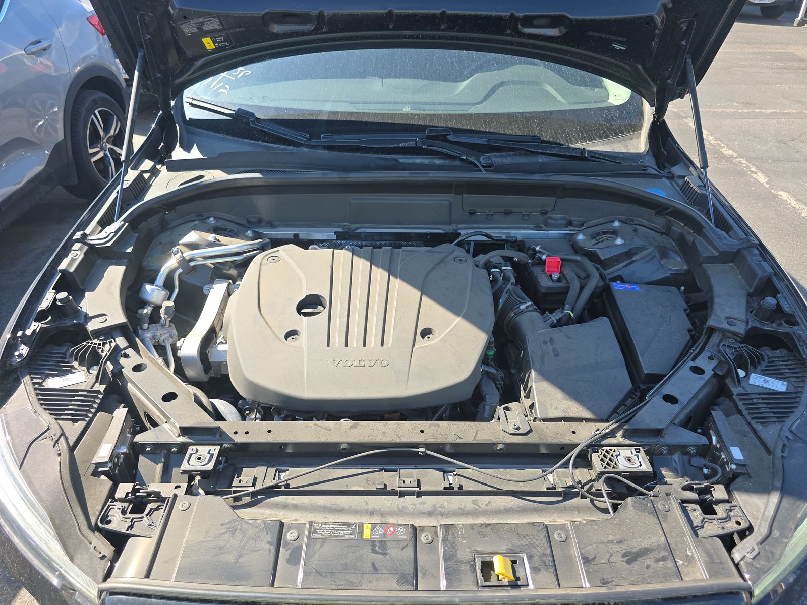 2025 Volvo XC60 B5 Plus AWD