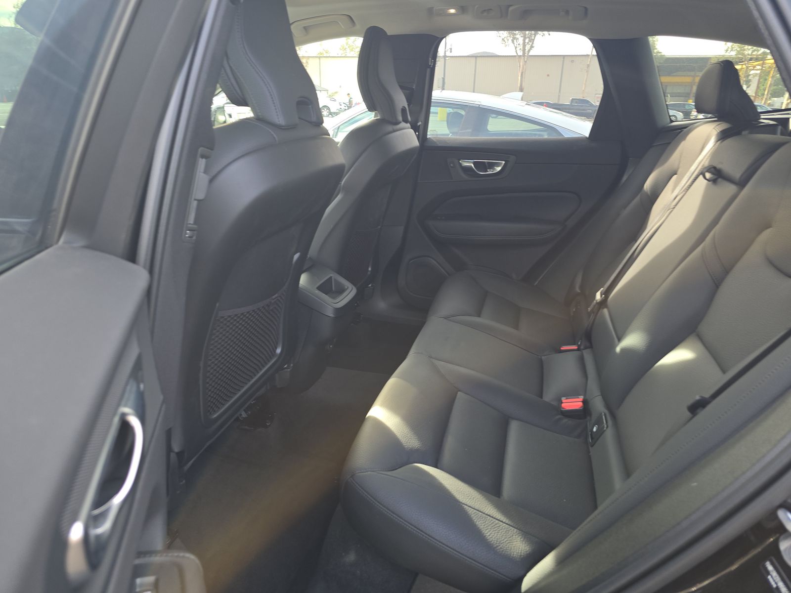 2025 Volvo XC60 B5 Plus AWD