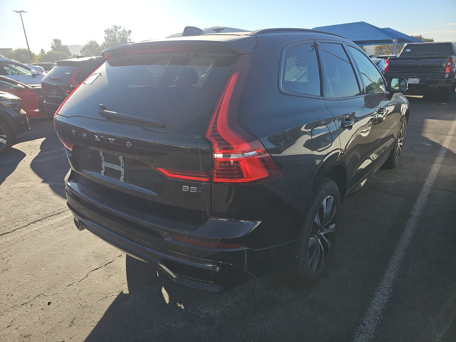 2025 Volvo XC60 B5 Plus AWD