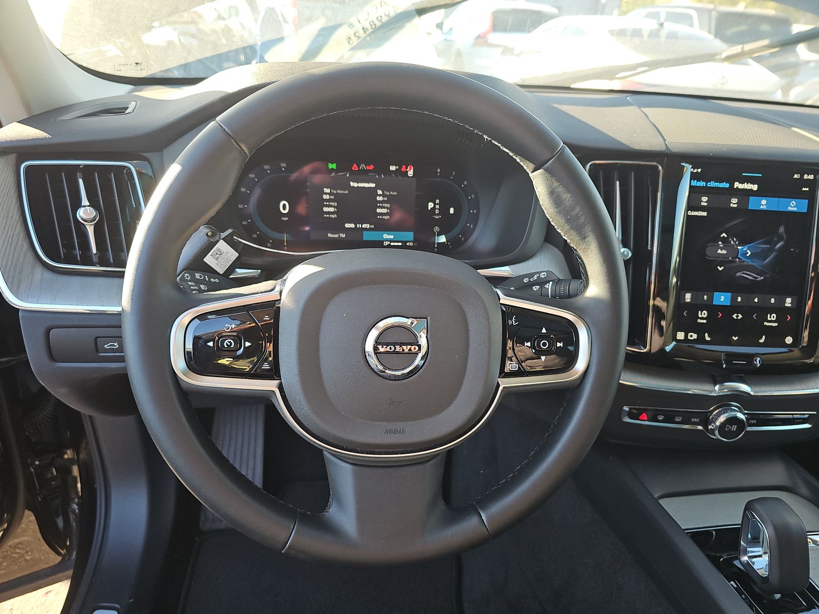 2025 Volvo XC60 B5 Plus AWD