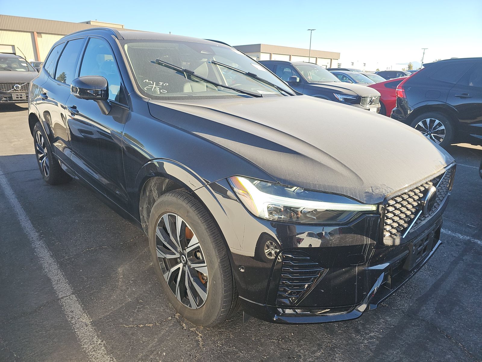 2025 Volvo XC60 B5 Plus AWD