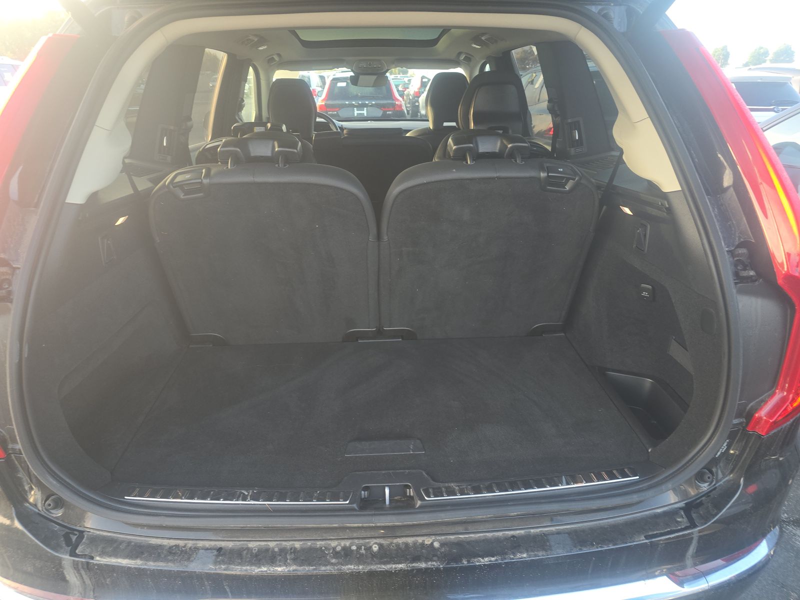 2025 Volvo XC90 B6 Plus AWD