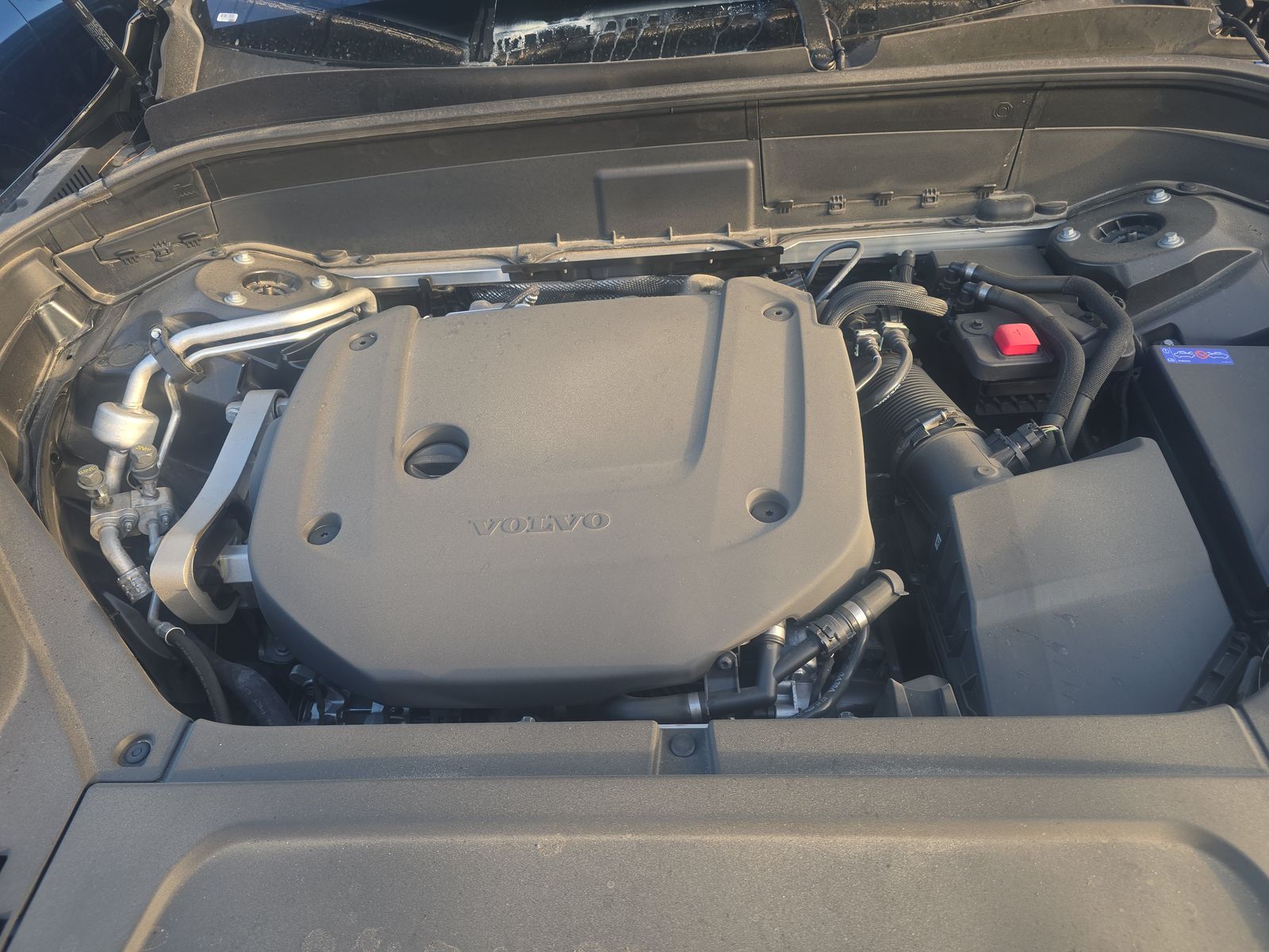 2025 Volvo XC90 B6 Plus AWD