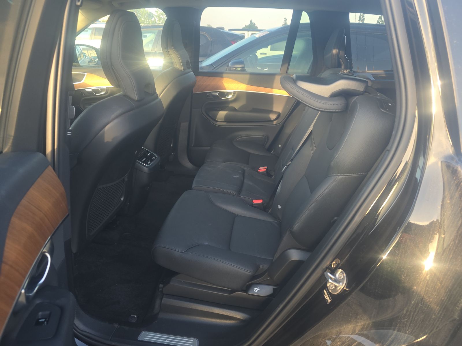 2025 Volvo XC90 B6 Plus AWD