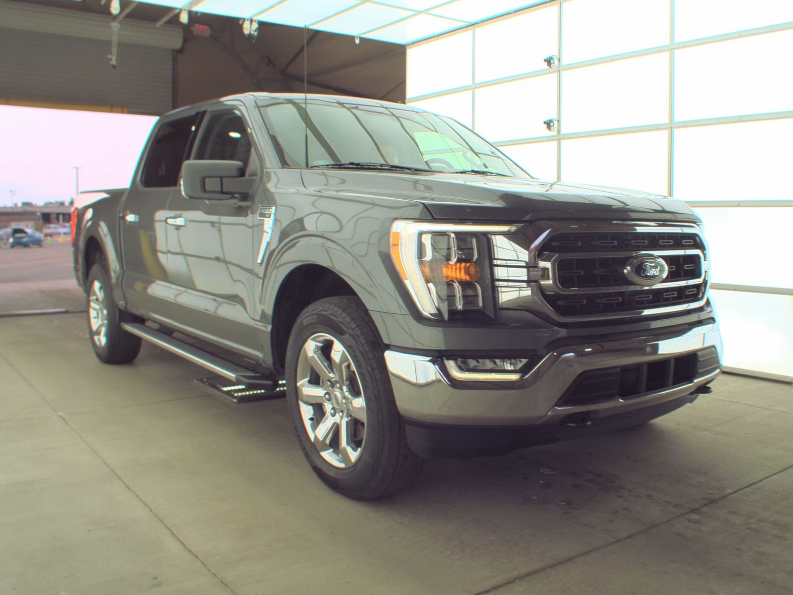 2022 Ford F-150 XLT AWD