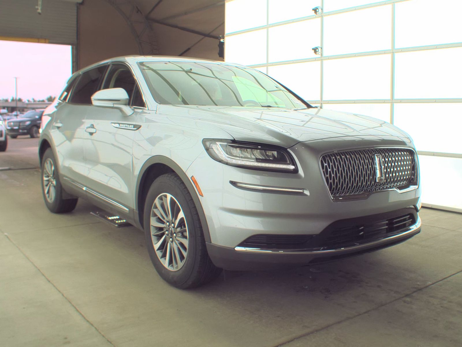 2022 Lincoln Nautilus Standard AWD