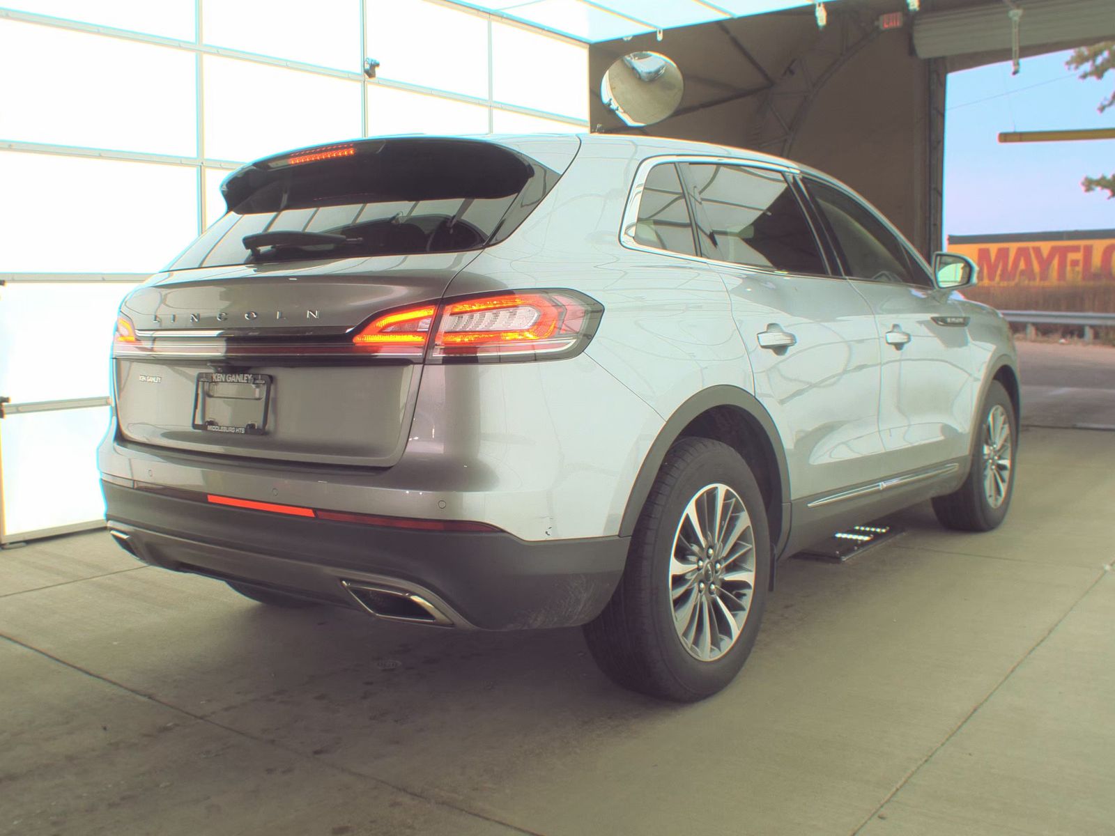 2022 Lincoln Nautilus Standard AWD