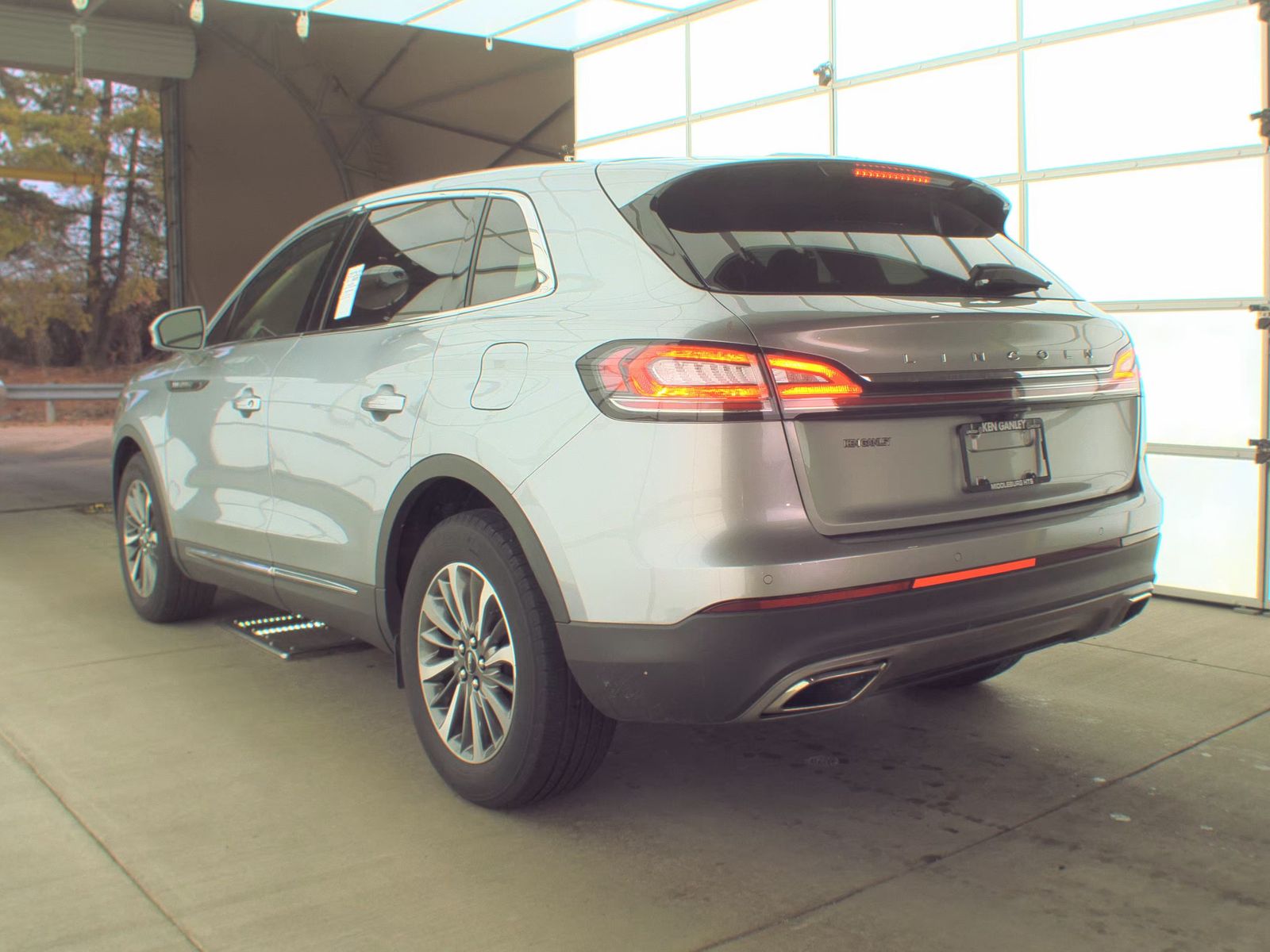 2022 Lincoln Nautilus Standard AWD