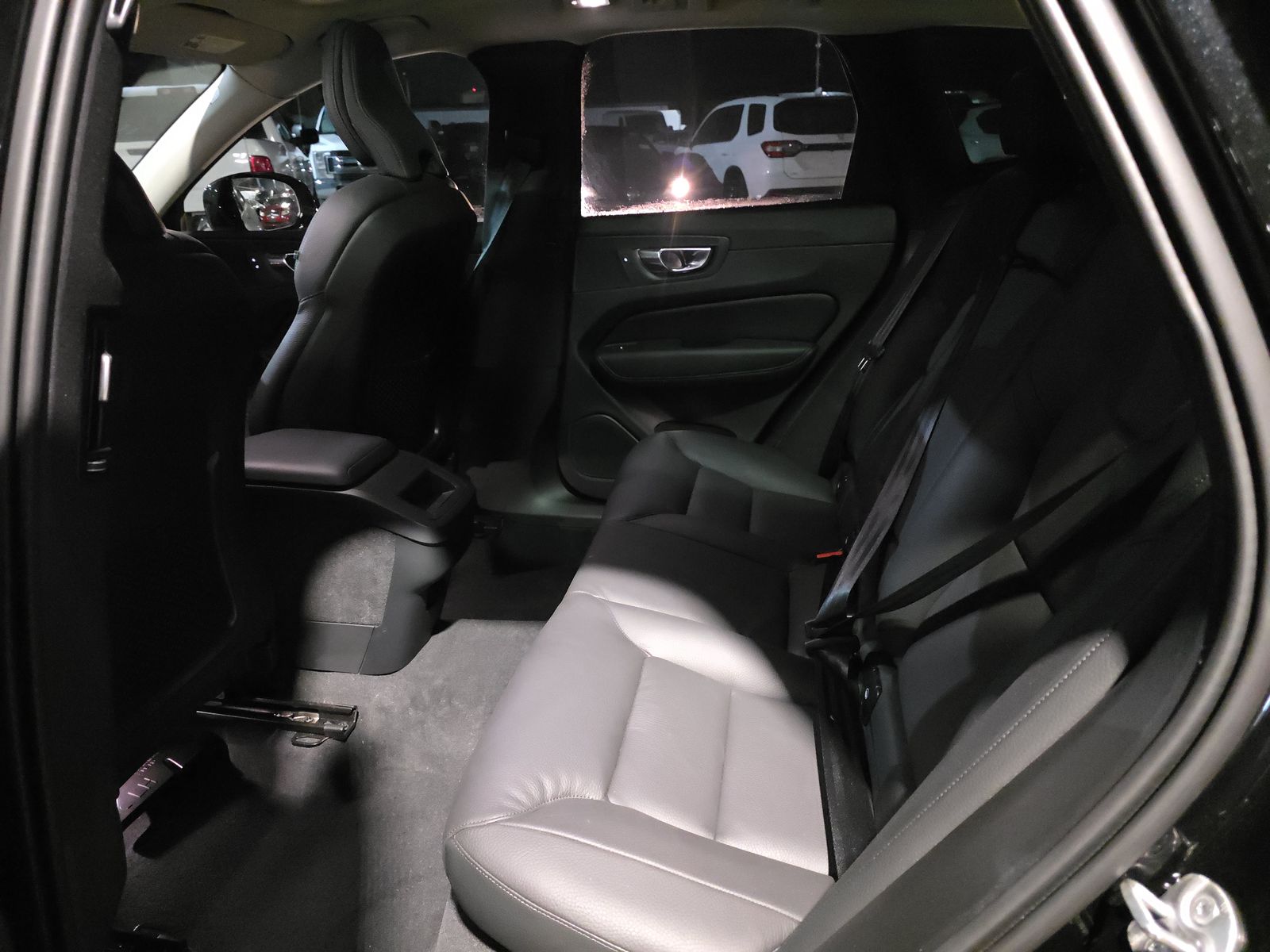 2025 Volvo XC60 B5 Plus AWD