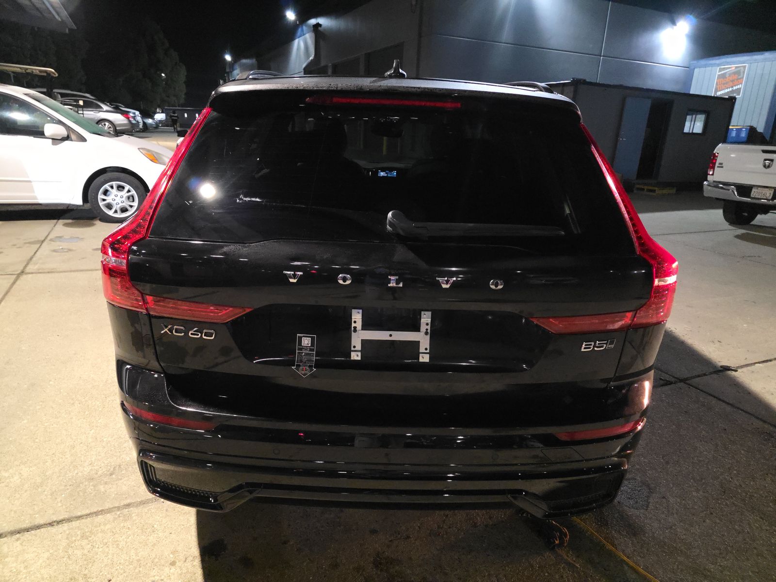 2025 Volvo XC60 B5 Plus AWD