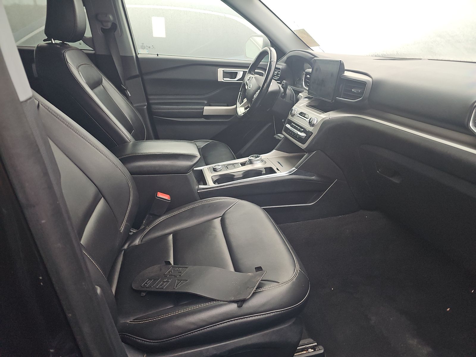 2022 Ford Explorer XLT AWD