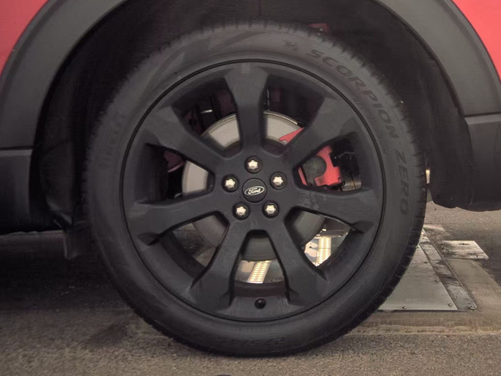 2023 Ford Explorer ST AWD