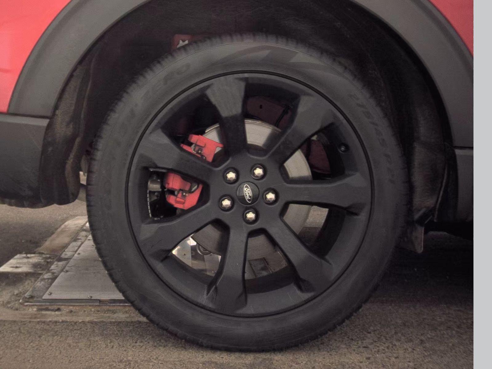 2023 Ford Explorer ST AWD