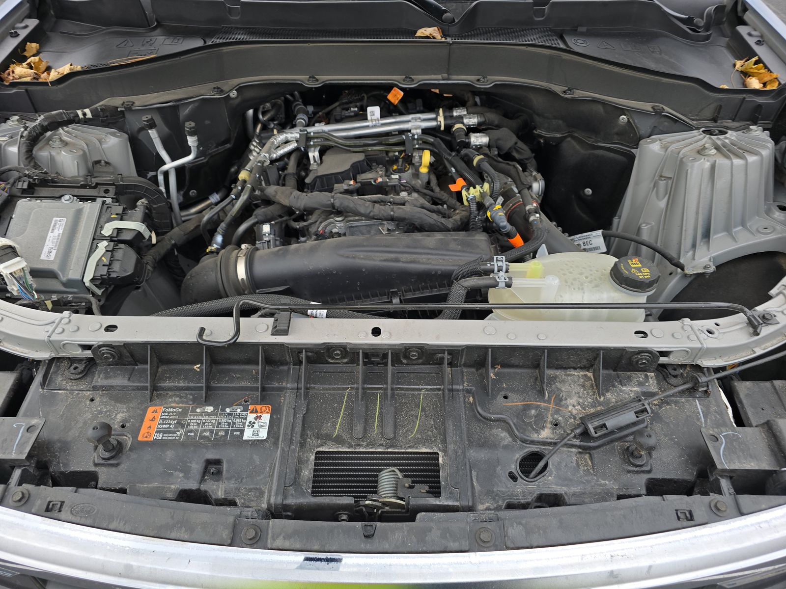 2025 Ford Explorer Active AWD