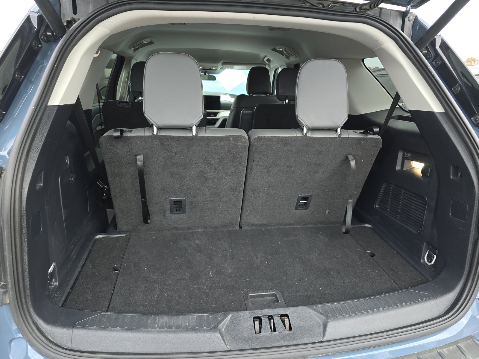 2025 Ford Explorer Active AWD