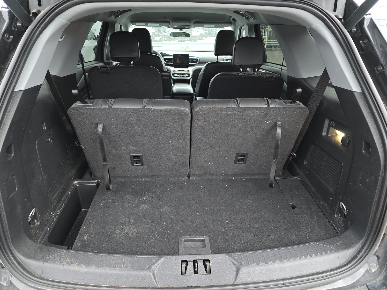 2023 Ford Explorer XLT AWD