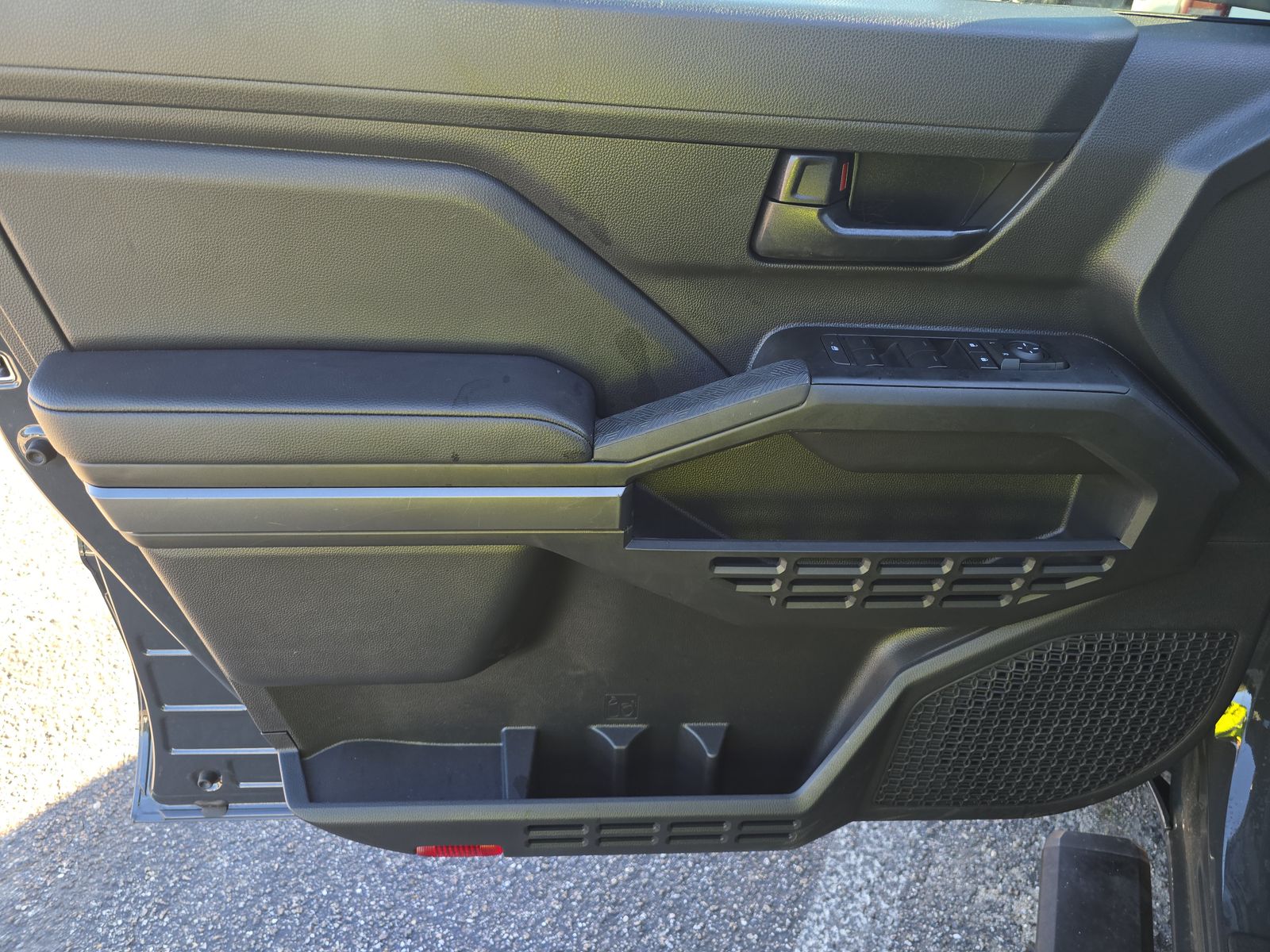 2025 Toyota Tacoma SR5 RWD