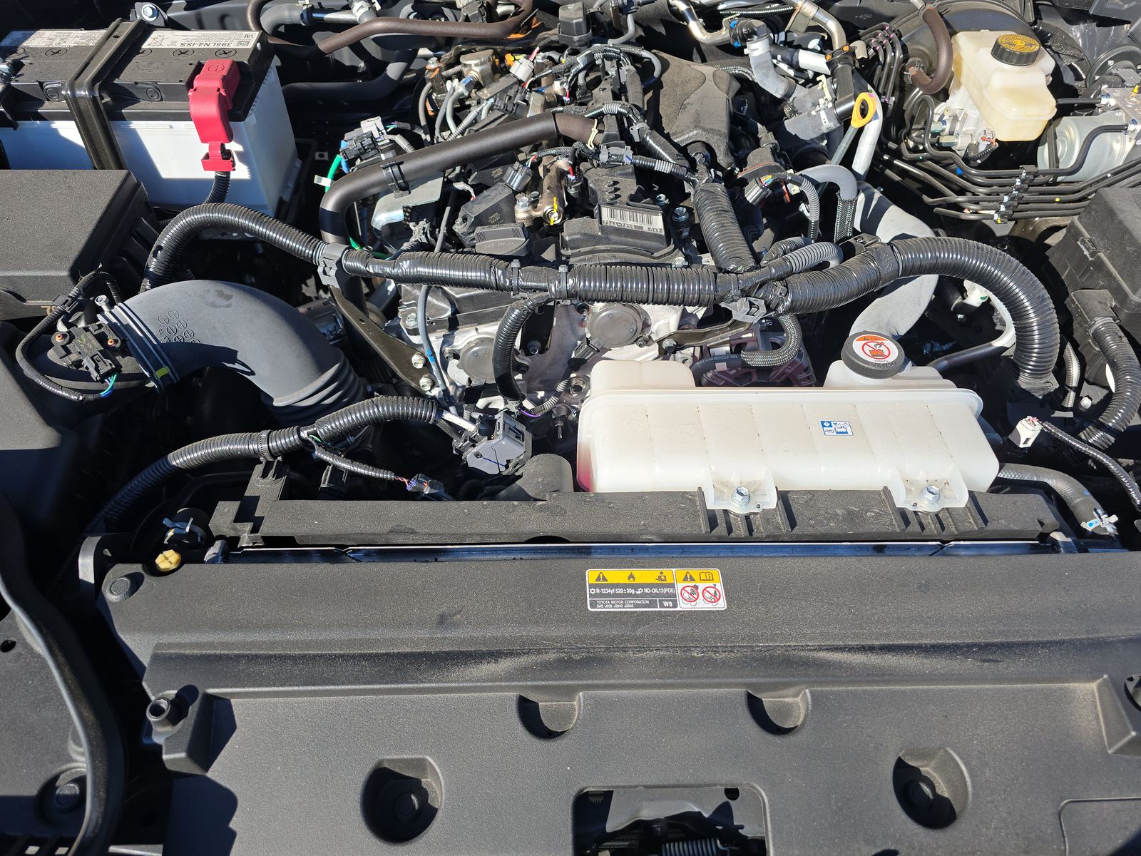 2025 Toyota Tacoma SR5 RWD