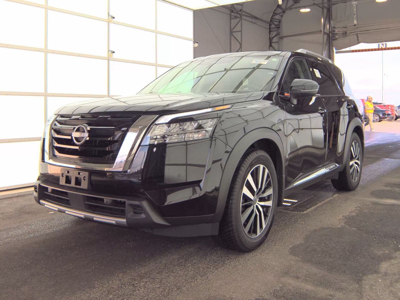 2024 Nissan Pathfinder Platinum AWD