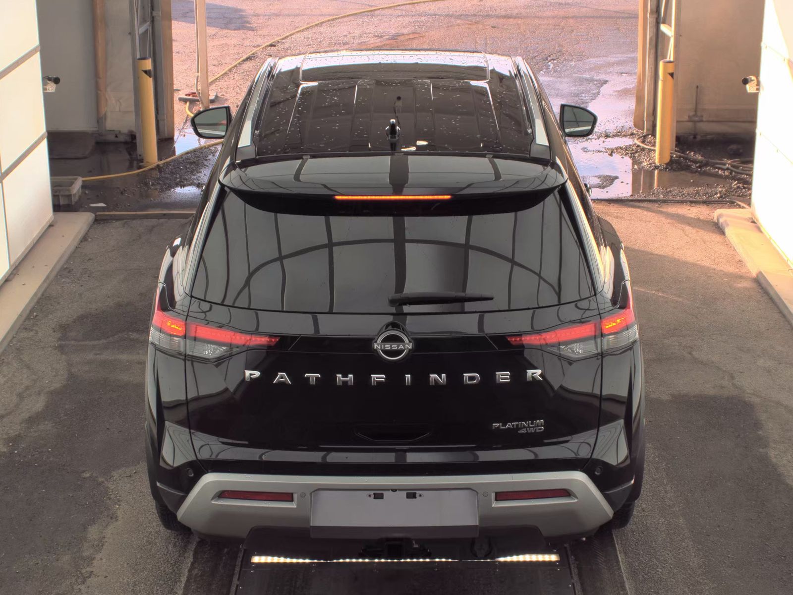 2024 Nissan Pathfinder Platinum AWD