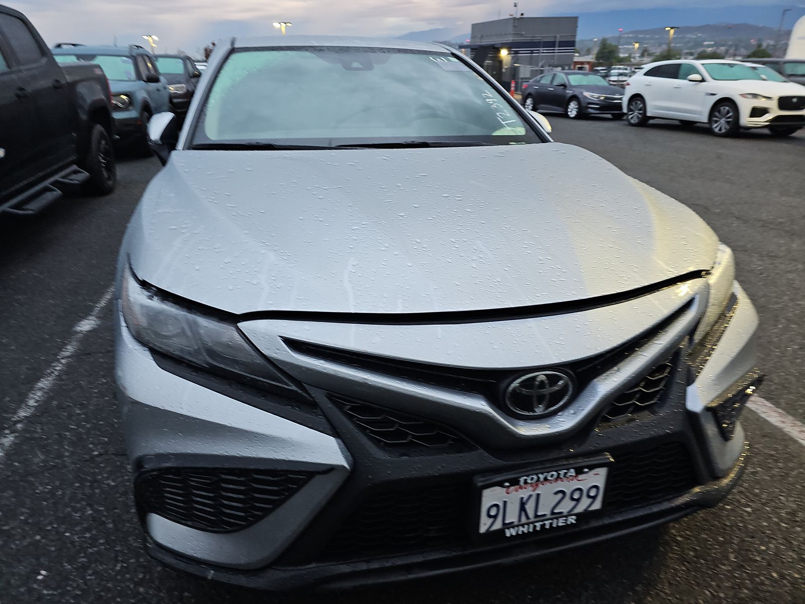 2024 Toyota Camry SE FWD