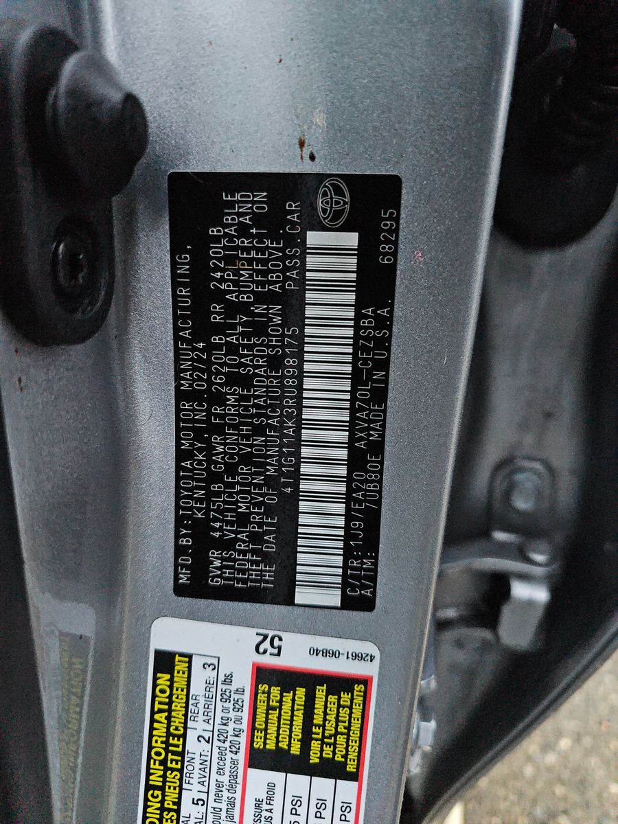 2024 Toyota Camry SE FWD