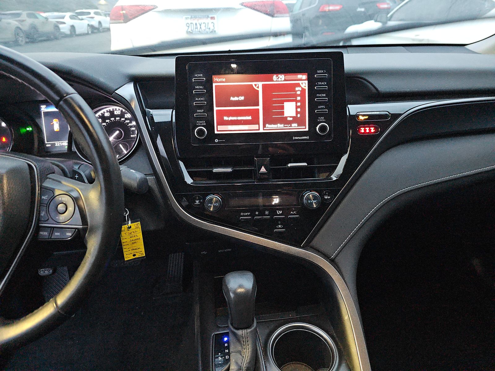 2024 Toyota Camry SE FWD