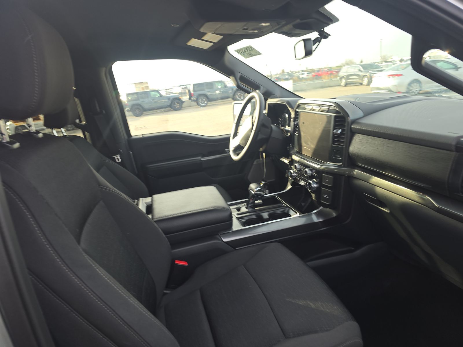 2023 Ford F-150 XLT AWD