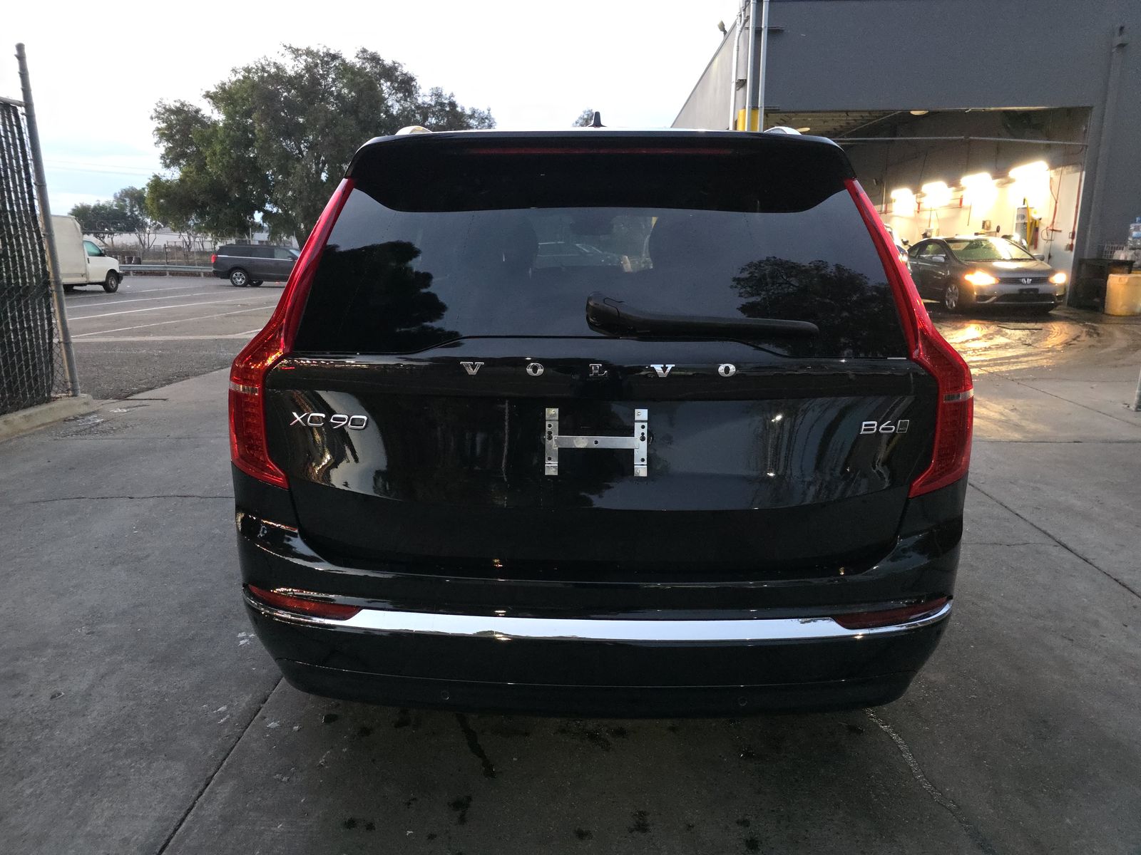 2025 Volvo XC90 B6 Plus AWD