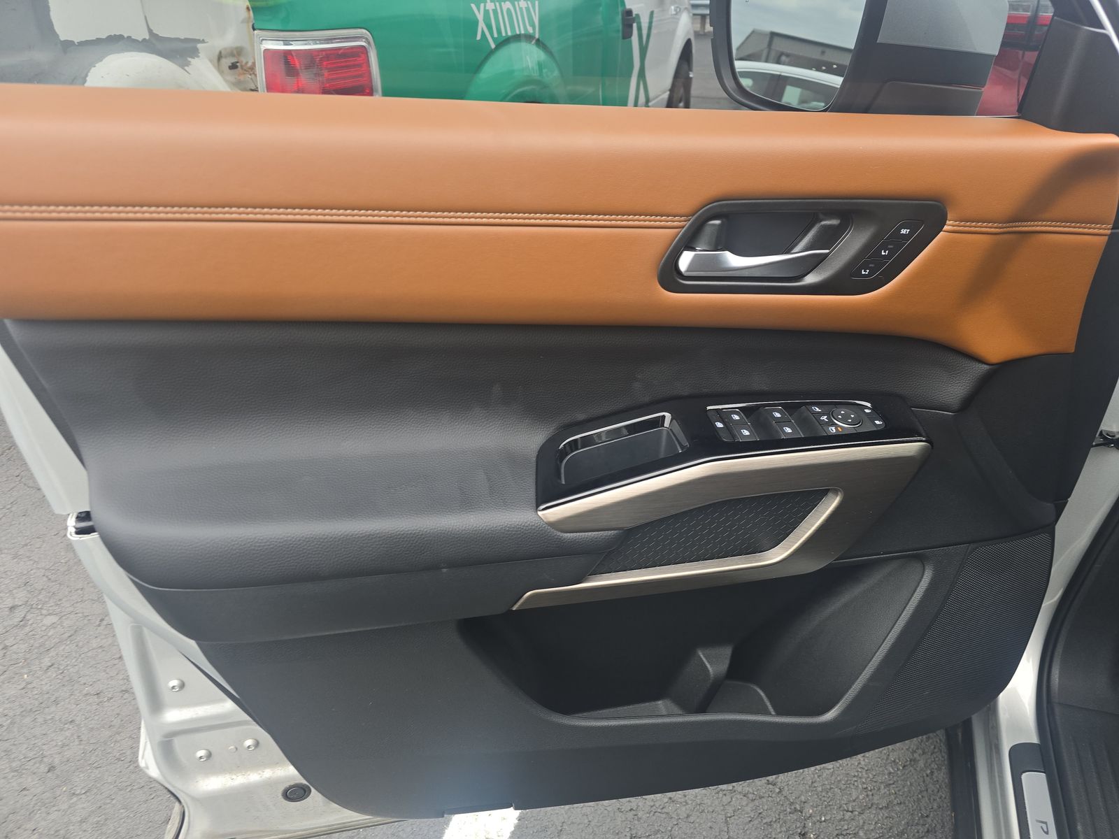 2024 Nissan Pathfinder Platinum AWD