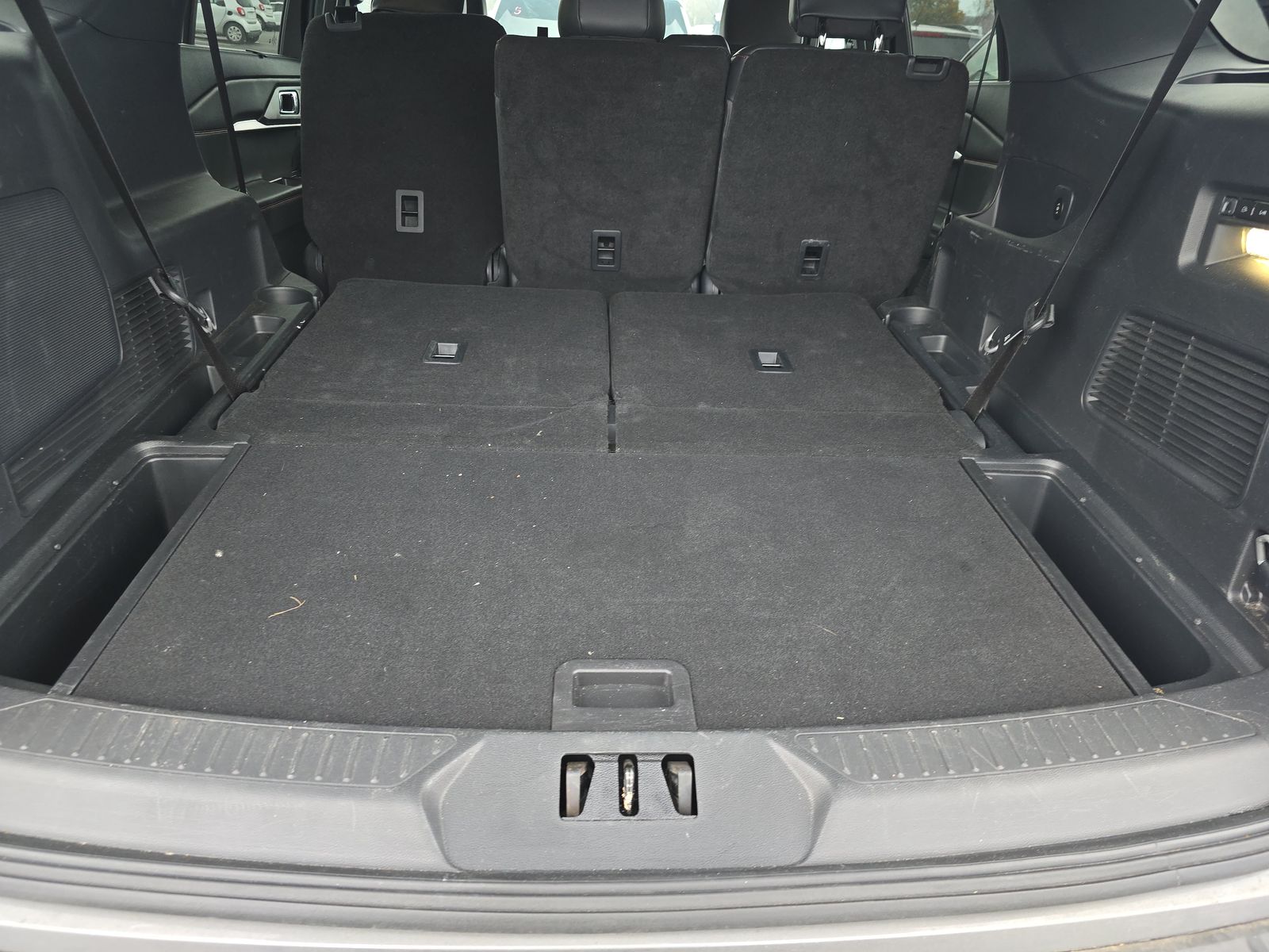 2025 Ford Explorer ST-Line RWD