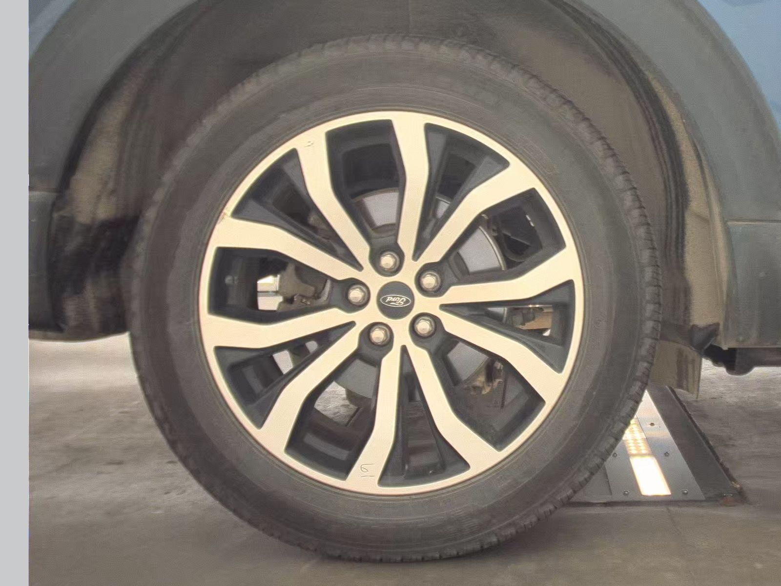 2025 Ford Explorer ST-Line AWD