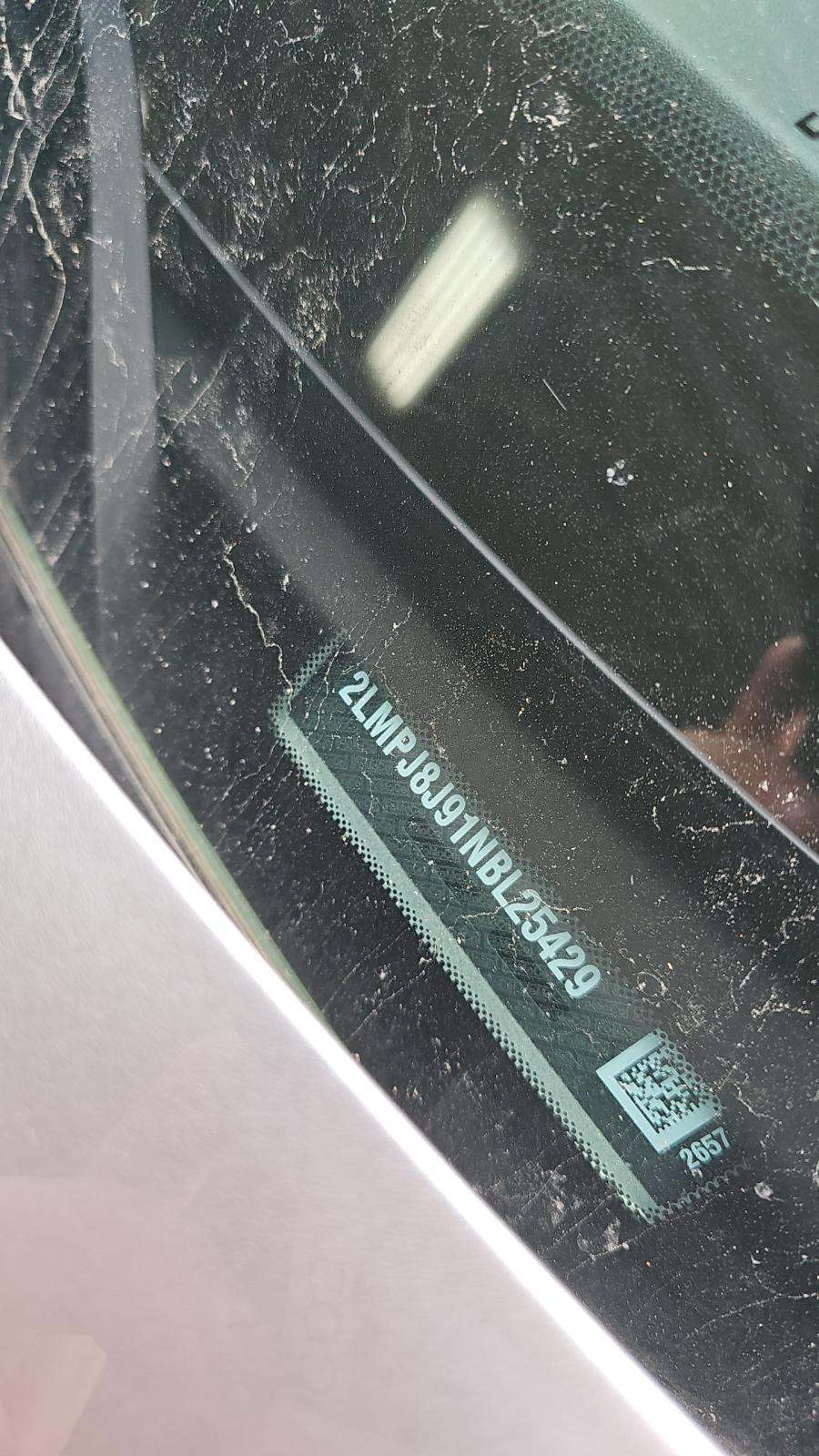 2022 Lincoln Nautilus Standard AWD