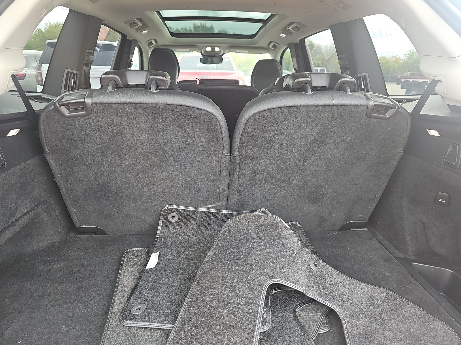 2023 Volvo XC90 B6 Plus AWD