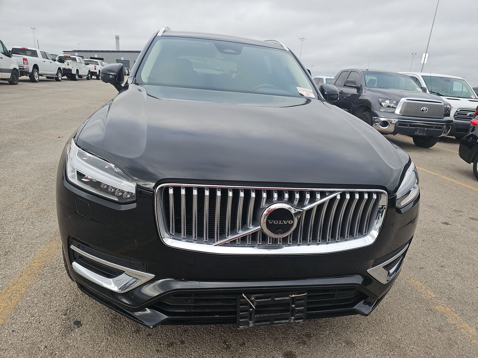 2023 Volvo XC90 B6 Plus AWD
