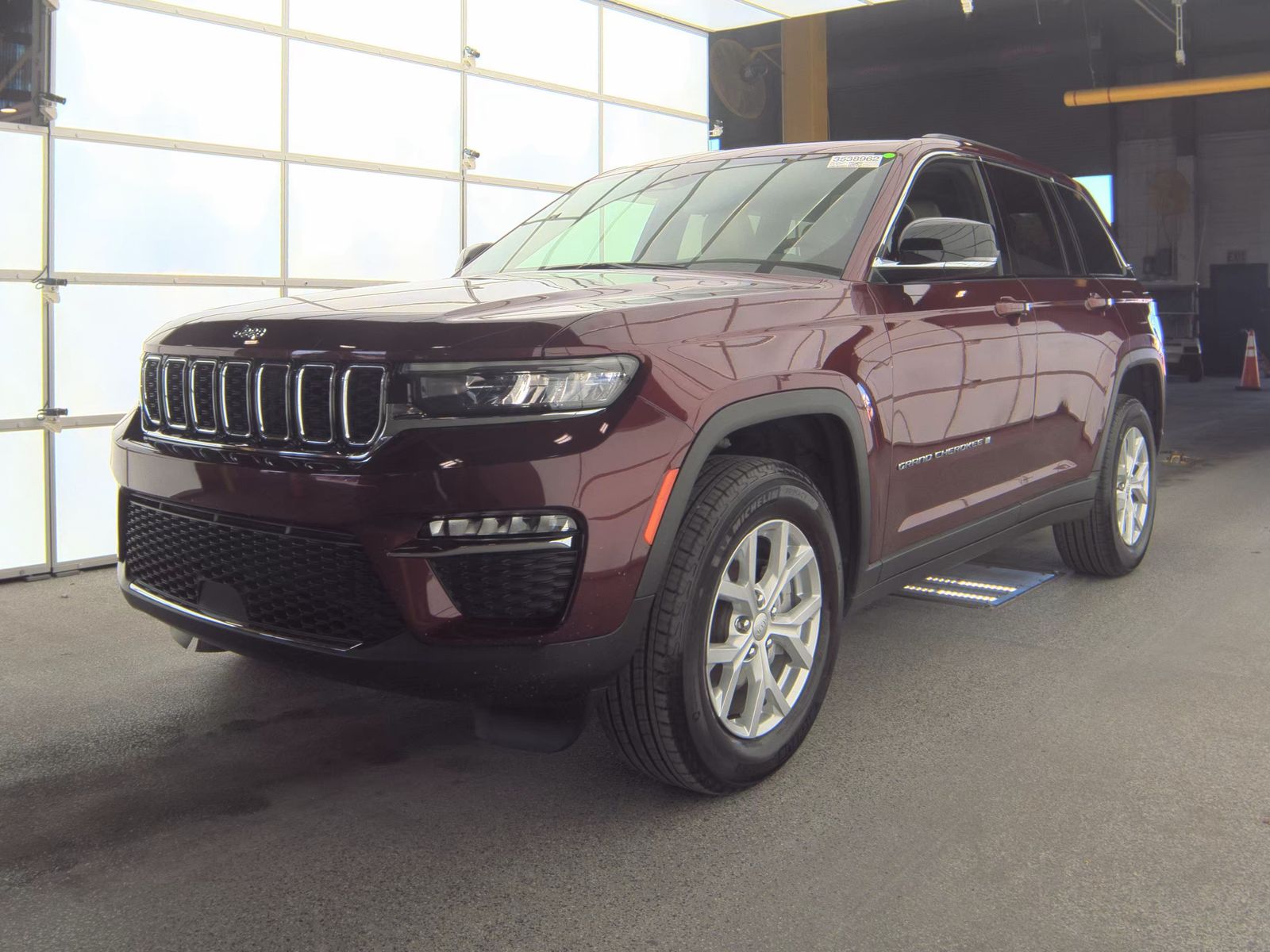 2023 Jeep Grand Cherokee Limited AWD