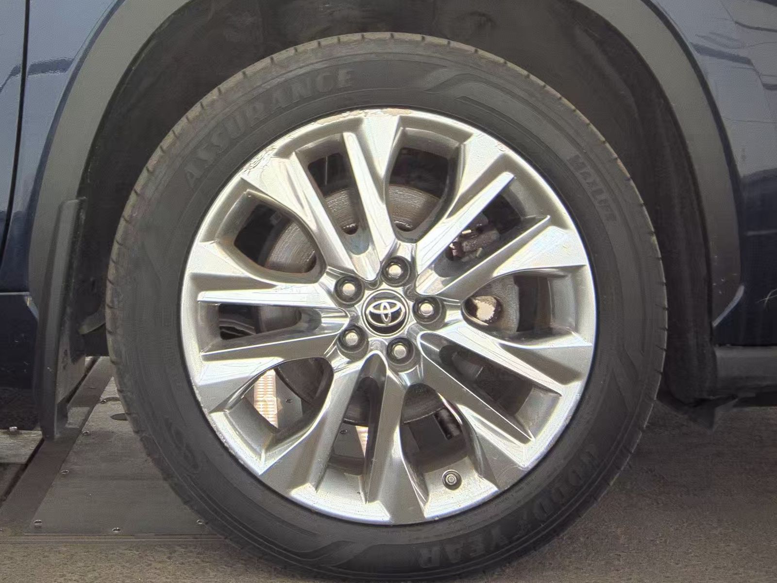 2021 Toyota Highlander Hybrid Limited AWD