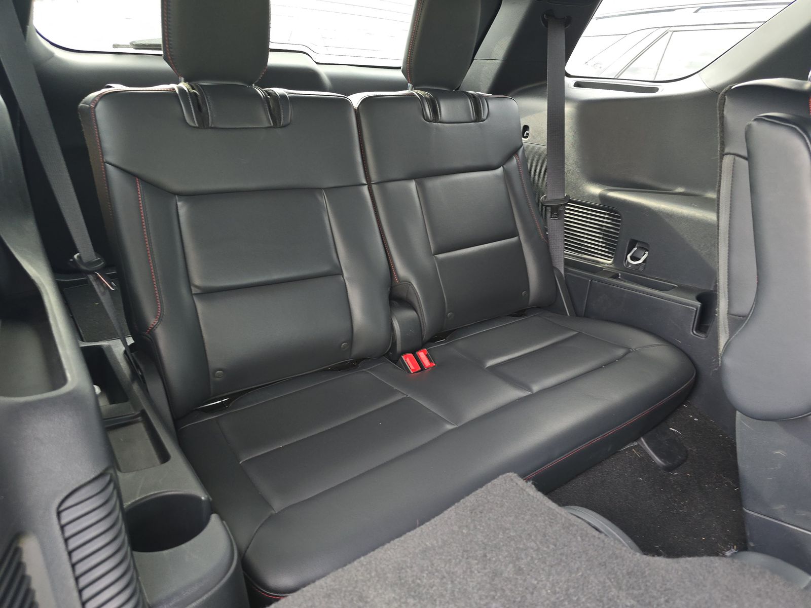 2025 Ford Explorer ST-Line AWD