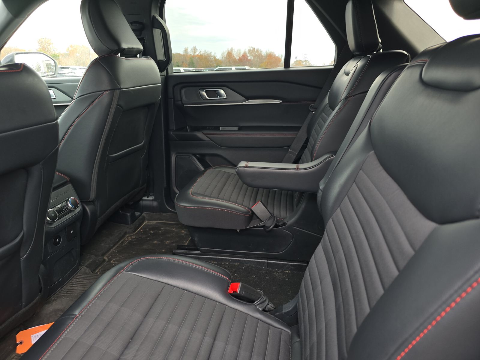 2025 Ford Explorer ST-Line AWD