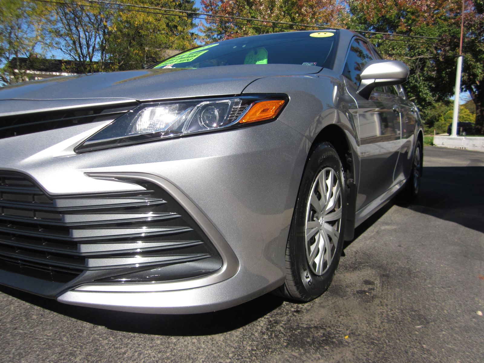 2023 Toyota Camry Hybrid LE FWD