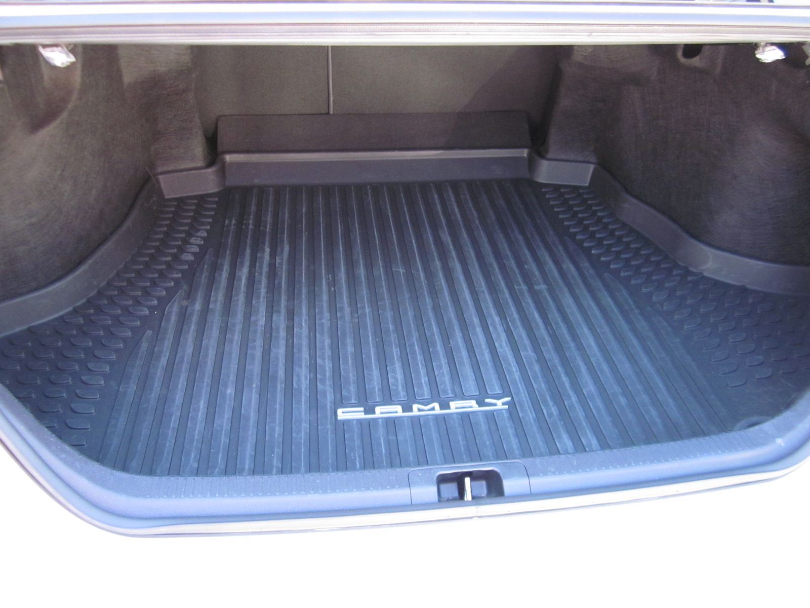 2023 Toyota Camry Hybrid LE FWD